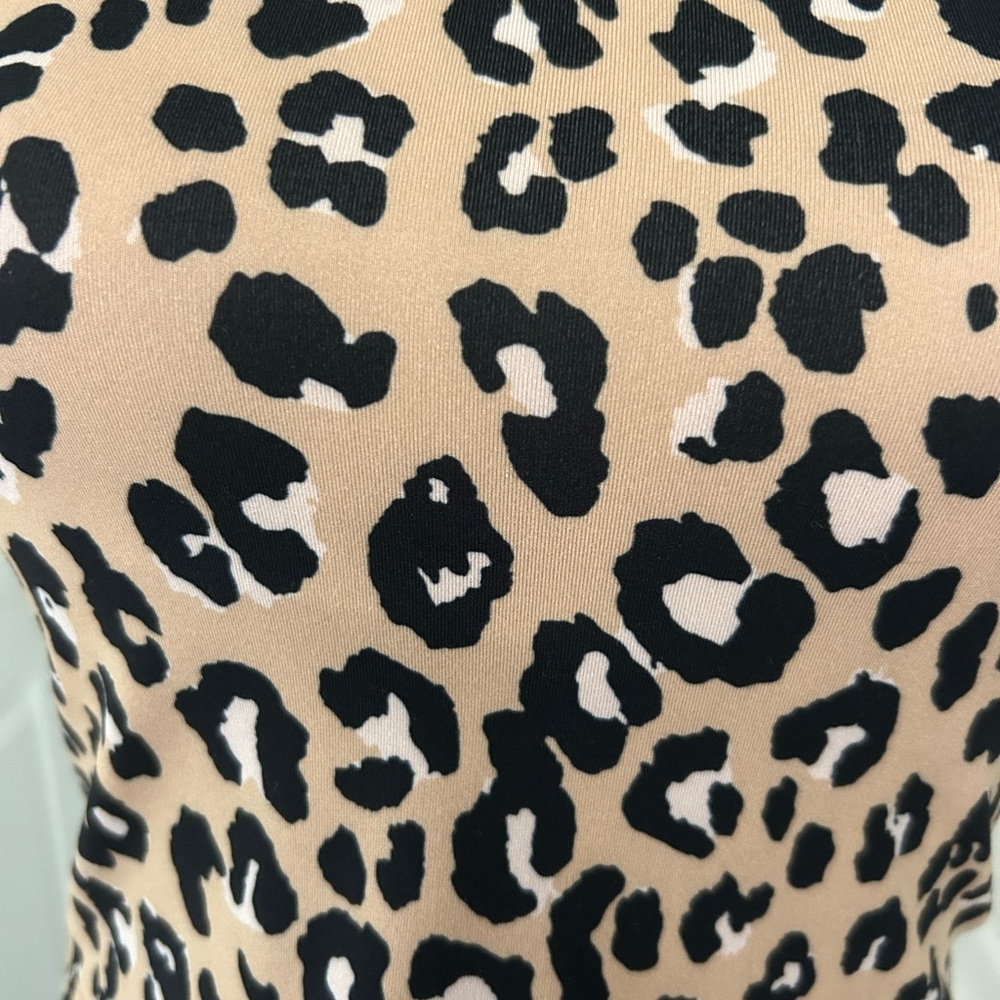 NWT! Champion Women’s Leopard Rose Athletic Sports Bra Size Small - Picture 3 of 12